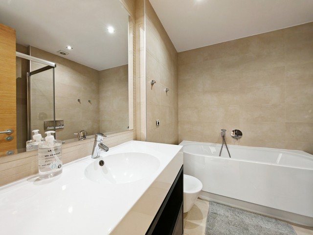 Penthouse i Altos de los Monteros