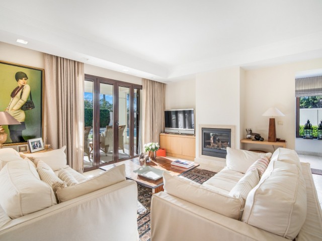 3 Bedrooms Villa in Guadalmina Alta