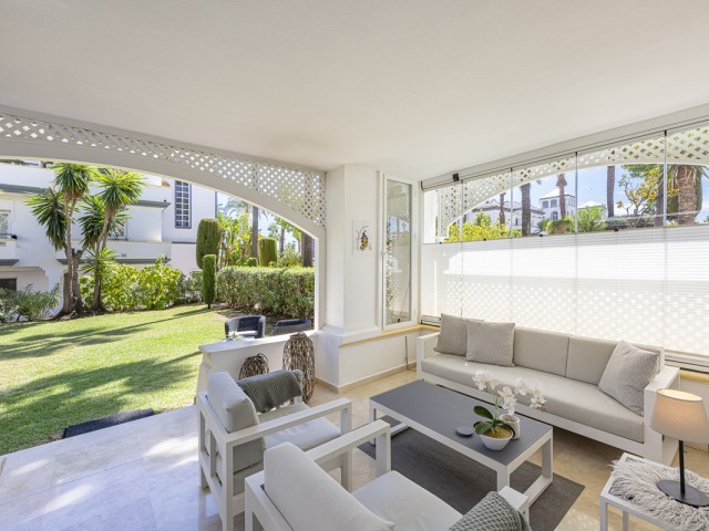 3 Bedrooms Apartment in Estepona