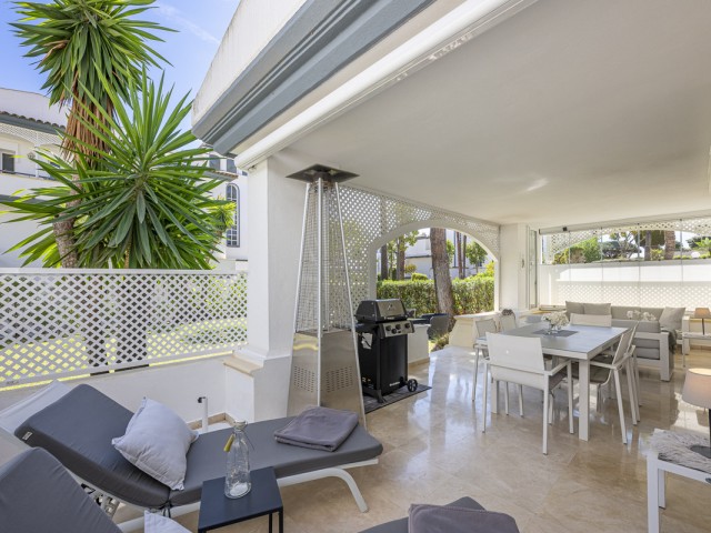 3 Bedrooms Apartment in Estepona