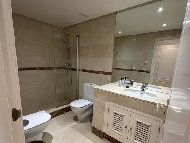 2 Bedrooms Apartment in San Pedro de Alcántara