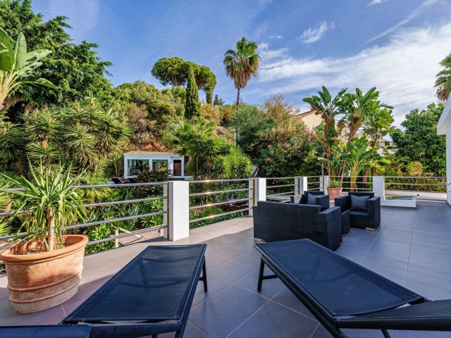 5 Makuuhuoneen Huvila Marbella