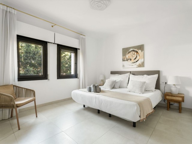 3 Bedrooms Apartment in Puerto Banús