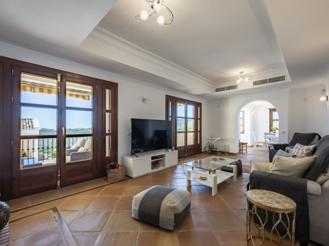 4 Bedrooms Townhouse in Benahavís