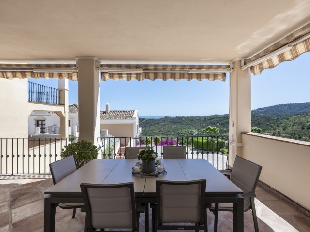 4 Bedrooms Townhouse in Benahavís