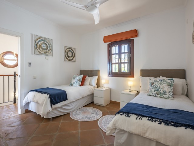4 Bedrooms Townhouse in Benahavís