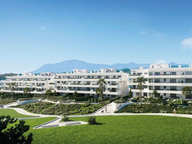 Apartamento con 3 Dormitorios  en New Golden Mile