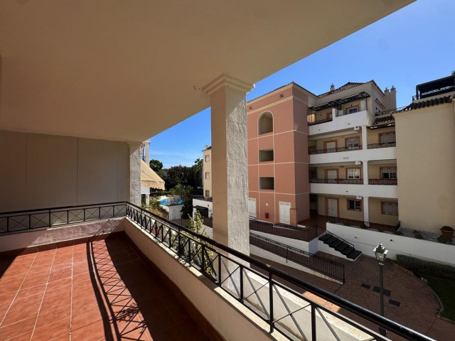 2 Slaapkamer Appartement in Las Brisas