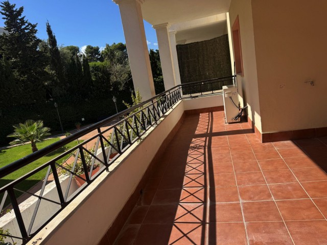 2 Slaapkamer Appartement in Las Brisas