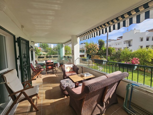 Apartamento con 3 Dormitorios  en Miraflores