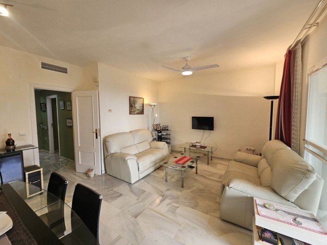 Apartamento con 3 Dormitorios  en Miraflores