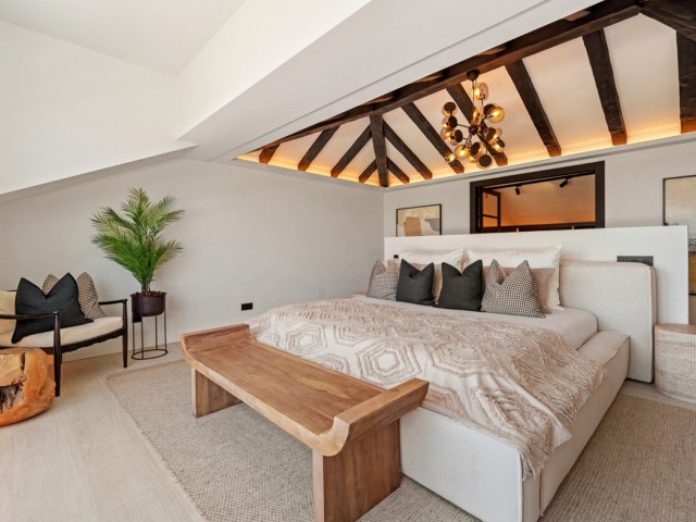 6 Bedrooms Villa in Nueva Andalucía
