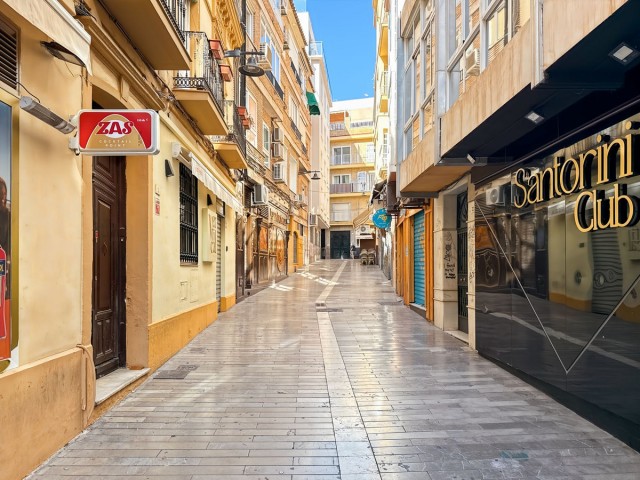 Apartamento con 2 Dormitorios  en Centro Histórico