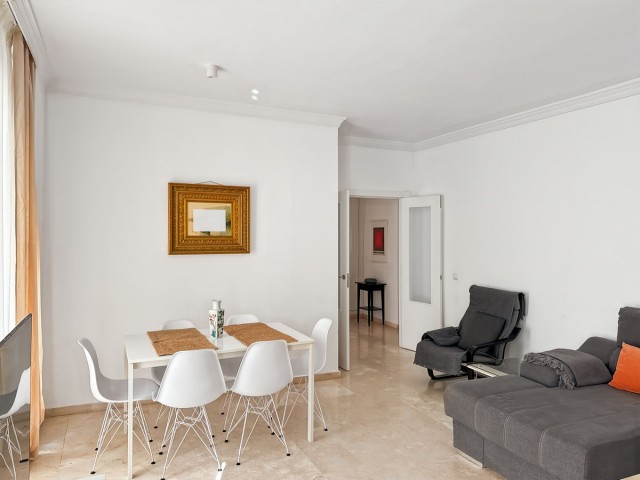 Apartamento con 2 Dormitorios  en Centro Histórico
