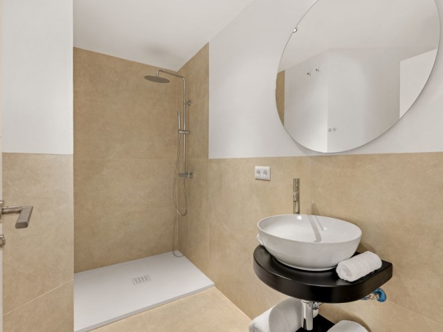 3 Bedrooms Apartment in Nueva Andalucía