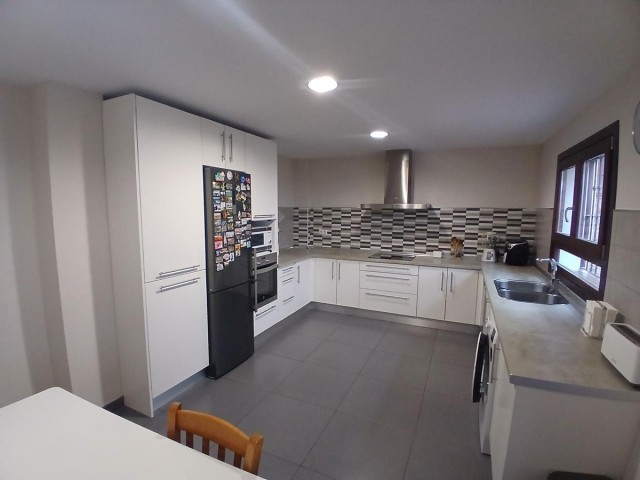 Villa, Los Pacos, R5171671