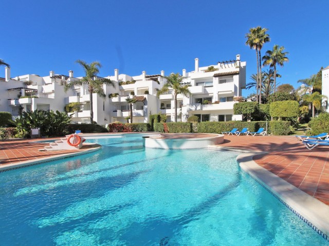 Apartamento con 3 Dormitorios  en The Golden Mile
