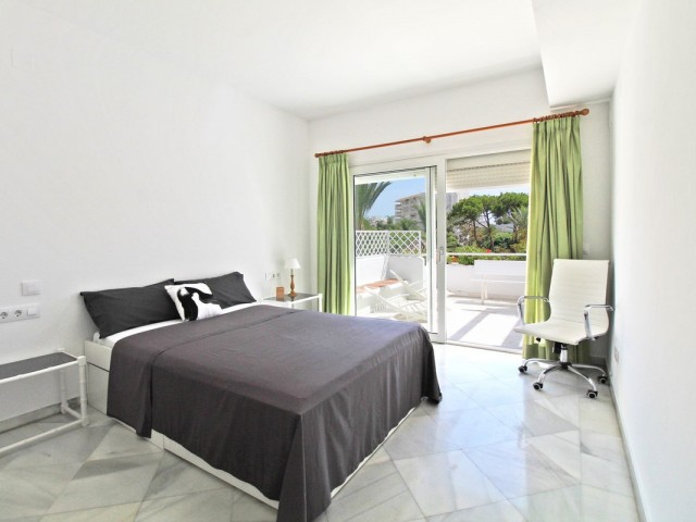 Apartamento con 3 Dormitorios  en The Golden Mile