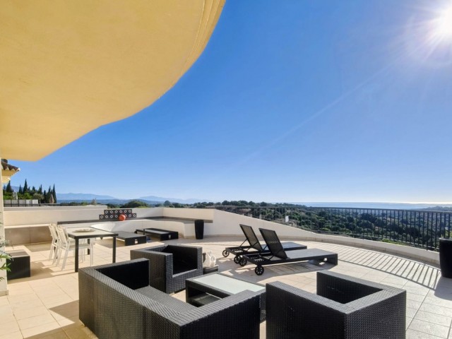 Apartment, San Roque Club, R5172589