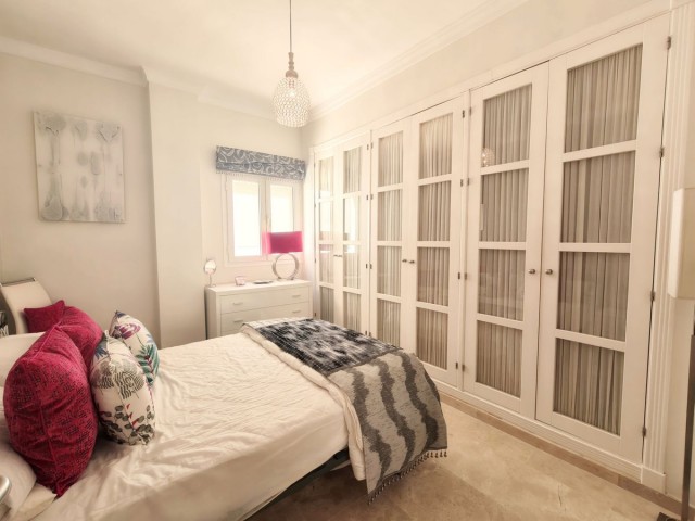 Apartamento con 2 Dormitorios  en San Roque Club