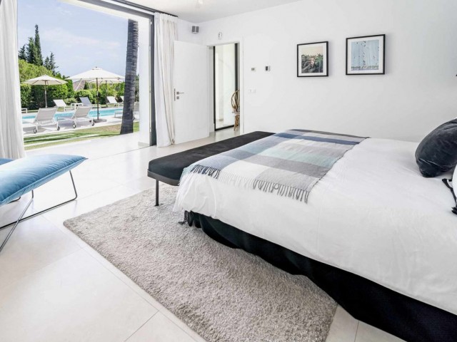 4 Schlafzimmer Villa in Nueva Andalucía