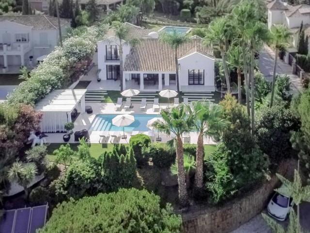 4 Schlafzimmer Villa in Nueva Andalucía