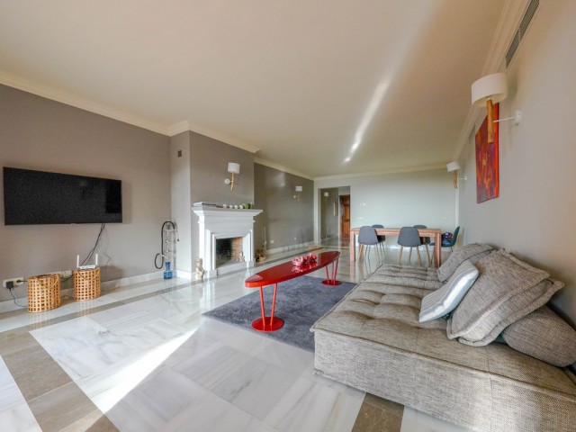 Huoneisto, Monte Halcones, R5018131