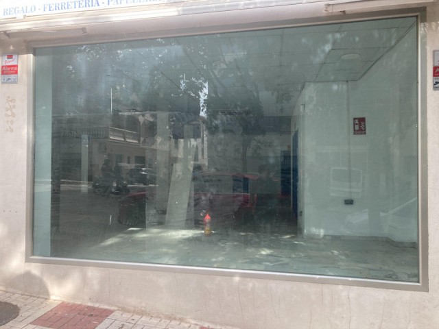 Commercial in Estepona