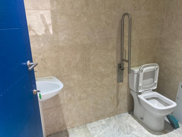 Commercial in Estepona