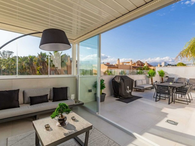 Penthouse in Nueva Andalucía