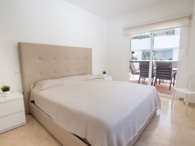 Appartement avec 3 Chambres  à Estepona