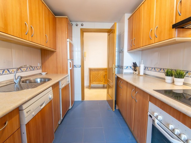 Appartement avec 3 Chambres  à Estepona