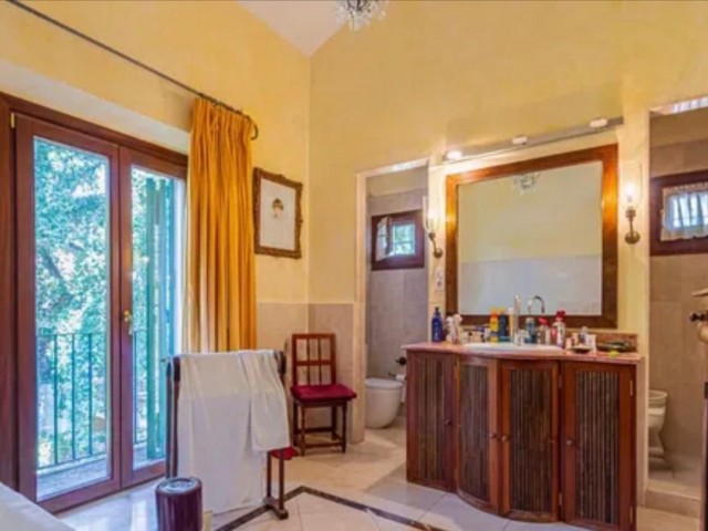 4 Schlafzimmer Villa in Sotogrande Costa
