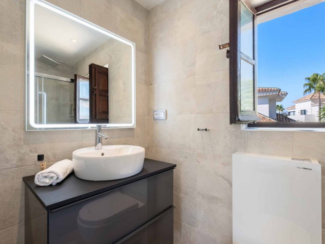 2 Schlafzimmer Reihenhaus in Nueva Andalucía
