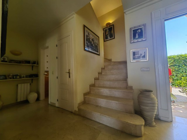 3 Bedrooms Villa in Estepona