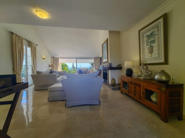 3 Bedrooms Villa in Estepona
