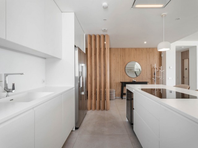 Apartamento con 3 Dormitorios  en Artola