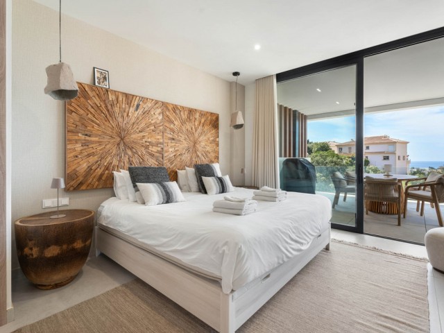 Apartamento con 3 Dormitorios  en Artola