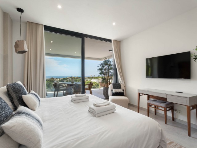 Apartamento con 3 Dormitorios  en Artola