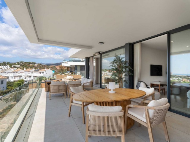 Apartamento con 3 Dormitorios  en Artola