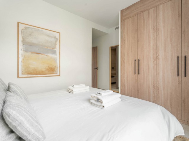 Apartamento con 3 Dormitorios  en Artola