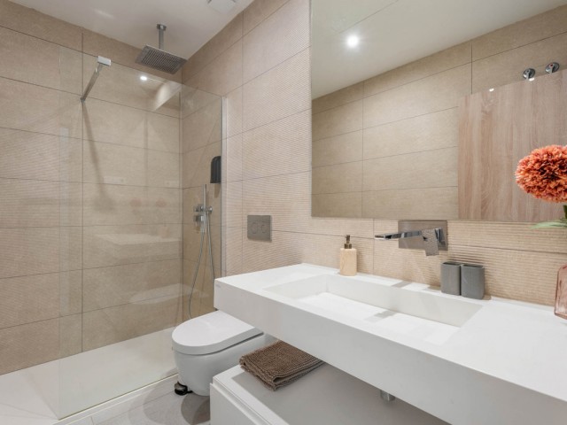 Apartamento con 3 Dormitorios  en Artola