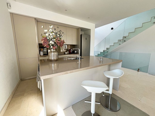 5 Bedrooms Villa in Cabopino