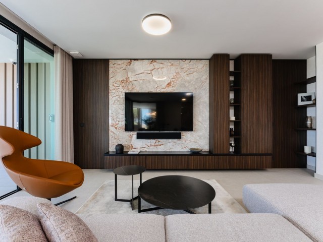 Appartement avec 3 Chambres  à Cabopino