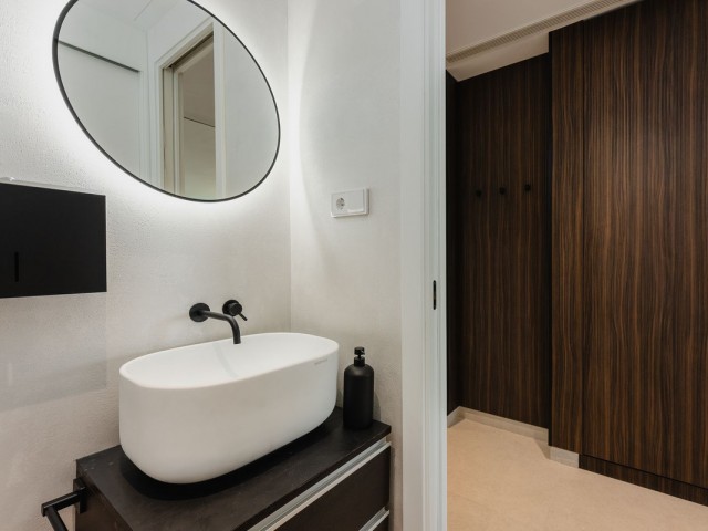 Appartement avec 3 Chambres  à Cabopino