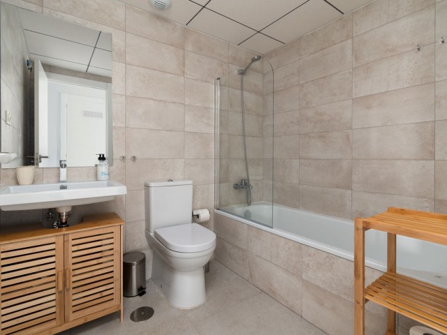 Apartamento con 3 Dormitorios  en El Chaparral