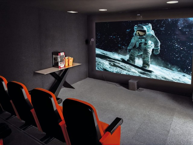 2 Bedrooms Apartment in Fuengirola