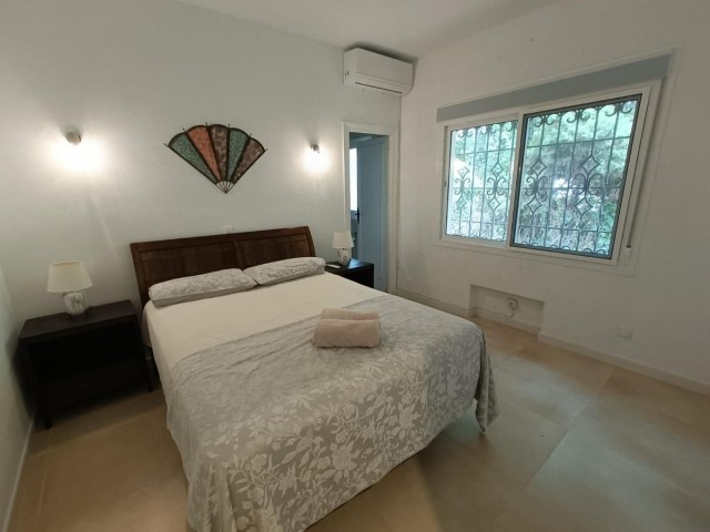 6 Bedrooms Villa in Atalaya
