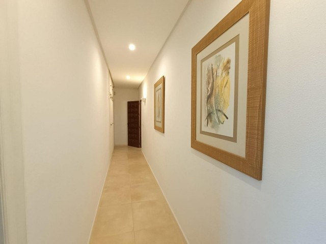 6 Bedrooms Villa in Atalaya