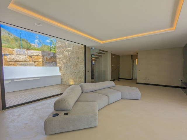 Villa con 3 Dormitorios  en Benalmadena